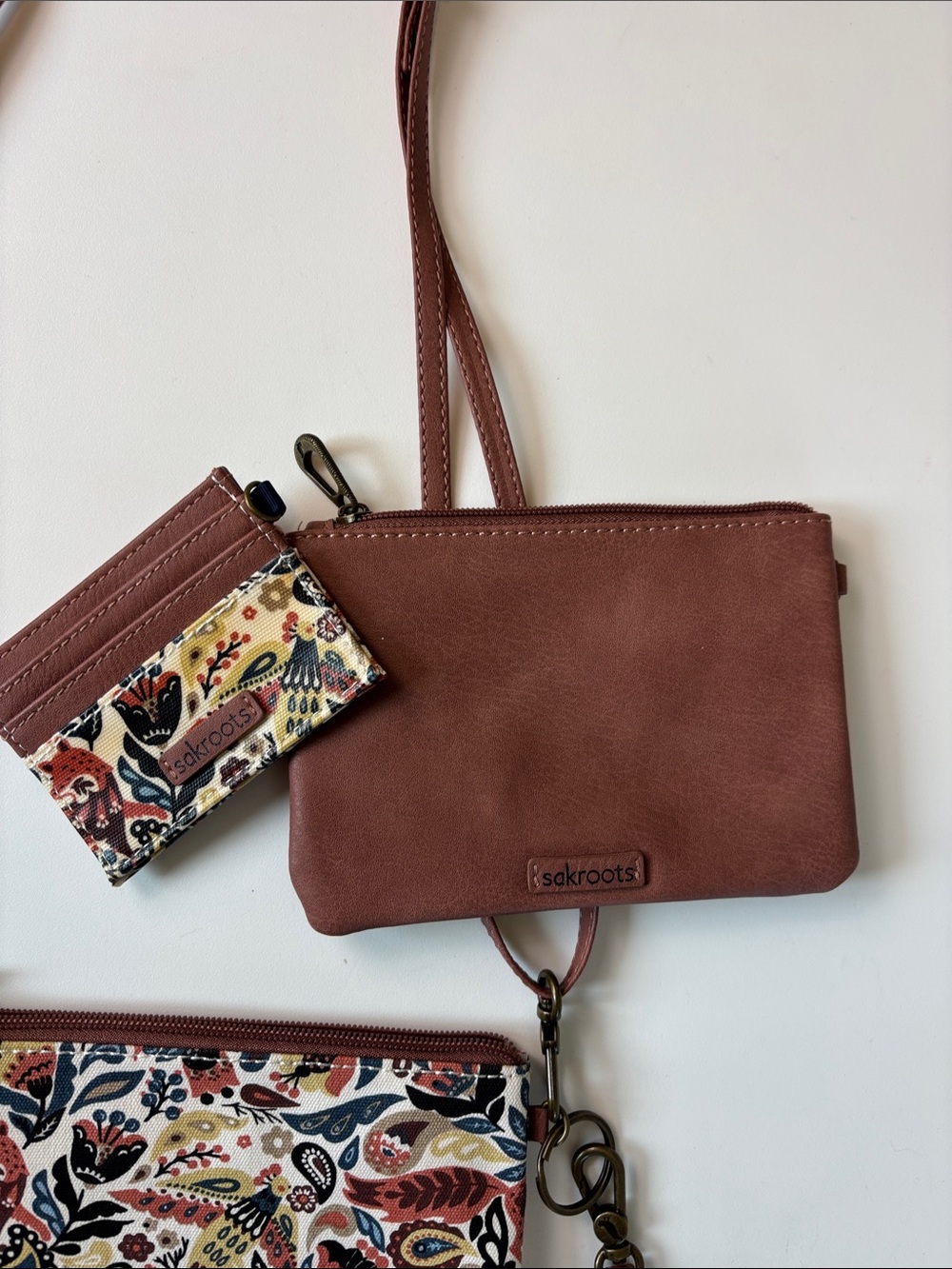 Sakroots Brown Floral Multi-Pouch Crossbody Set - Picture 5 of 10